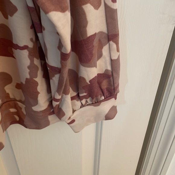 TRENDY FRENCH TERRY TOP NWT - Picture 4 of 10